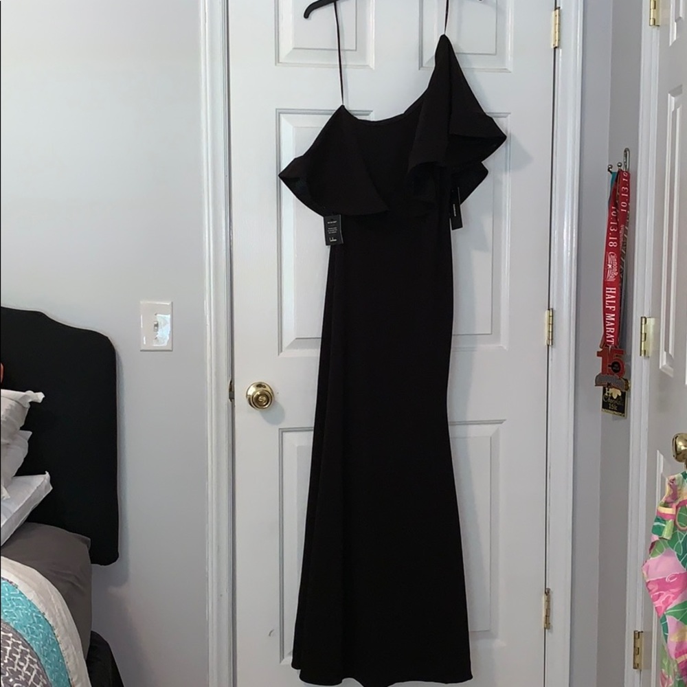 NWT Lulus Black Formal Maxi Dress